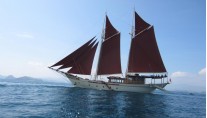 SI DATU BUA At anchor